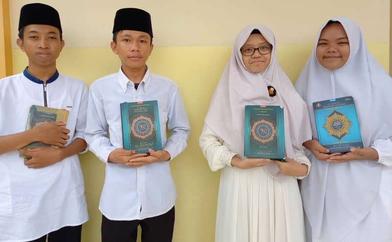 siswa-smait-alhasanah-jalani-tasmi'-alquran