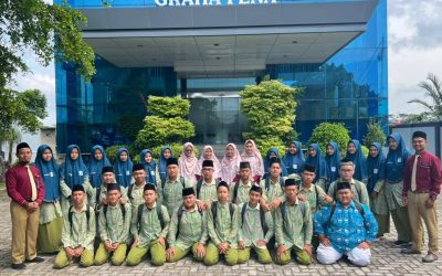 Mengintip Dapur Penyiaran: Kunjungan Edukasi SMAIT Al Hasanah ke RBTV Bengkulu